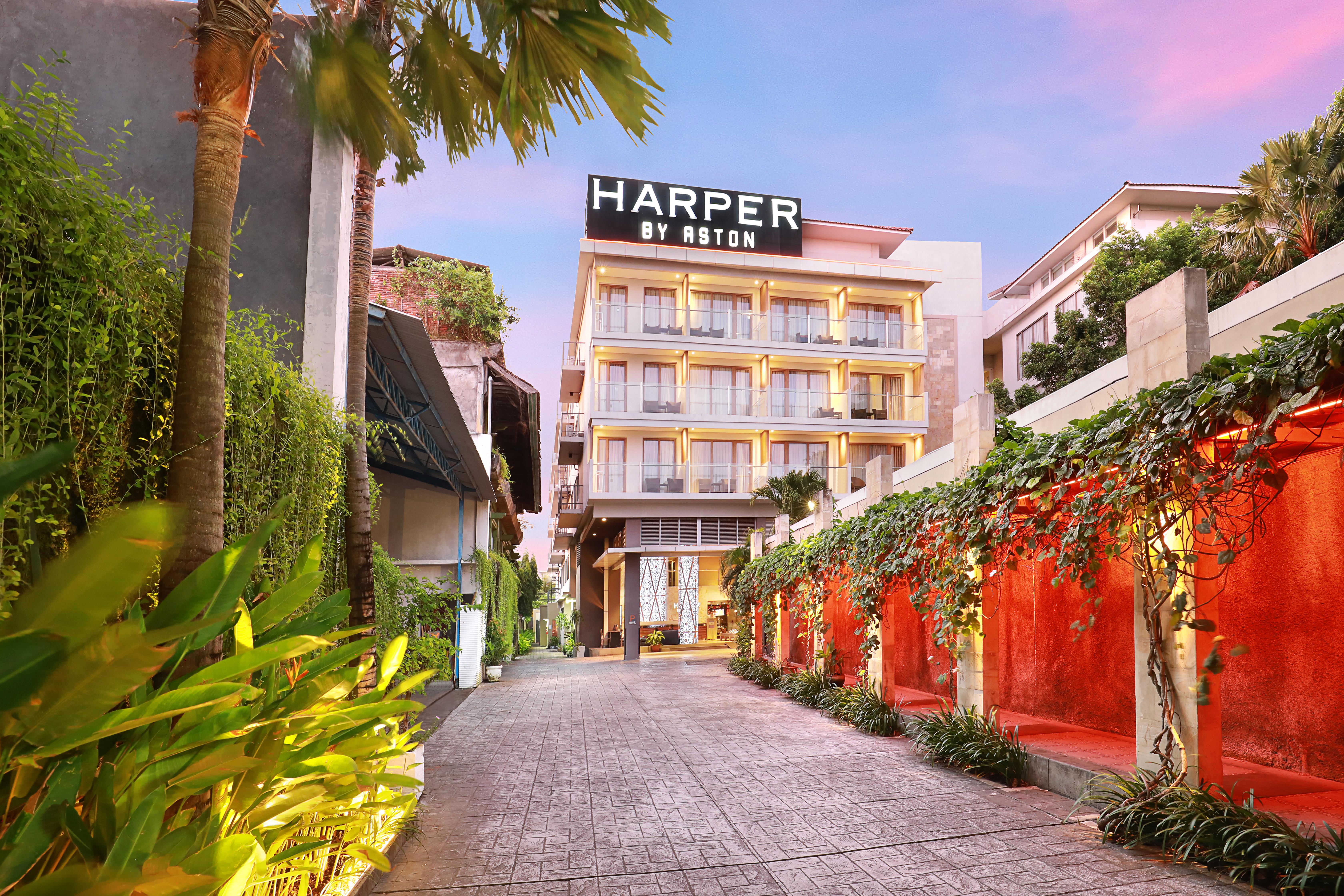 Harper Kuta Hotel By Aston Legian Εξωτερικό φωτογραφία