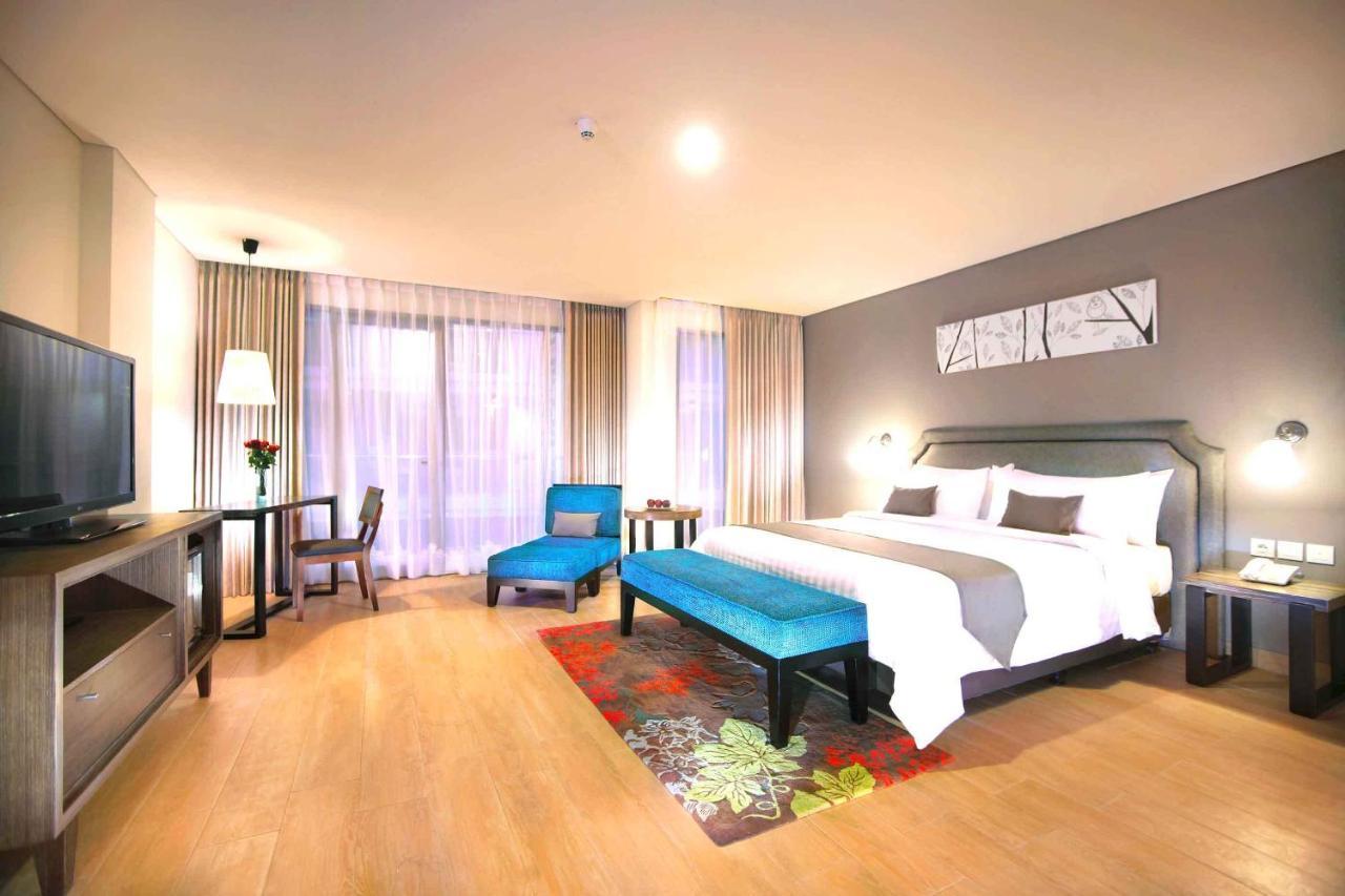 Harper Kuta Hotel By Aston Legian Εξωτερικό φωτογραφία